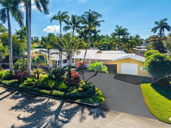 1030 Adams St Hollywood, FL 33019