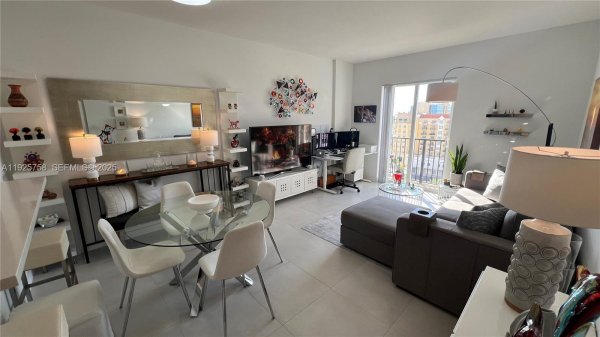 10 Aragon Ave #1019 Coral Gables, FL 33134