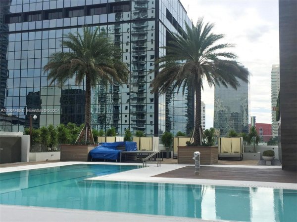 1080 Brickell Ave #3007 Miami, FL 33131