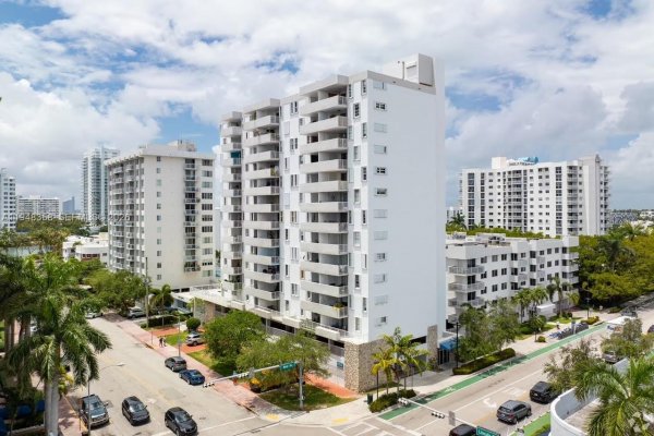 1331 Lincoln Rd #701 Miami Beach, FL 33139