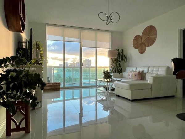 7910 Harbor Is Dr #608 North Bay Village, FL 33141