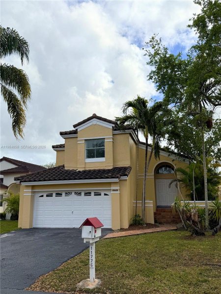 11776 SW 90th Ter Miami, FL 33186