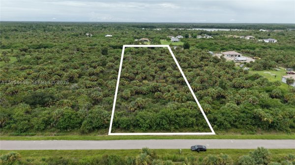39th Ave Nw Naples, FL 34120