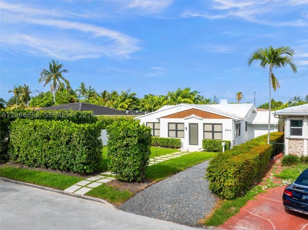 8844 Abbott Ave Surfside, FL 33154