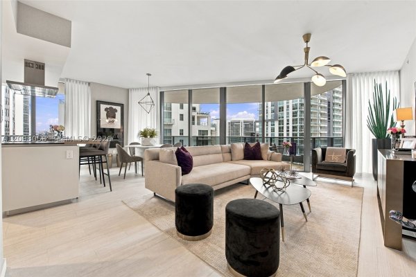 1000 Brickell Plz #3401 Miami, FL 33131
