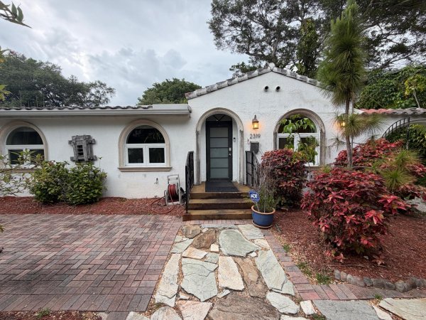 2319 Swanson Miami, FL 33133