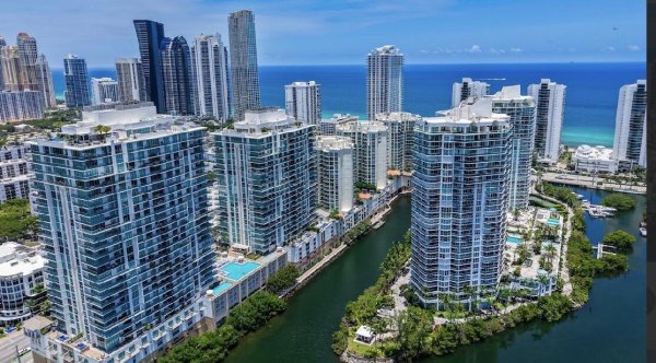 330 Sunny Isles #5-2308 Sunny Isles Beach, FL 33160