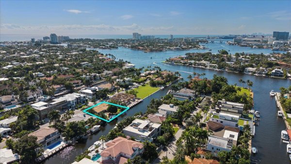 511 Lido Dr Fort Lauderdale, FL 33301