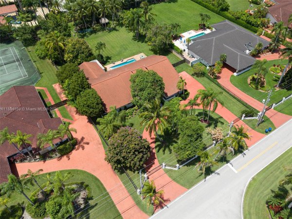 8375 SW 78th St Miami, FL 33143