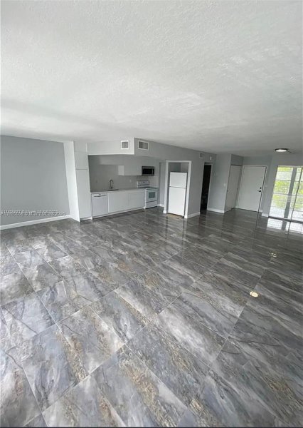 2101 Atlantic Shores Blvd #402 Hallandale Beach, FL 33009