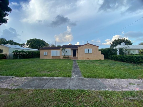 37 NE 110th St Miami Shores, FL 33161