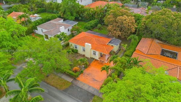 512 Mendoza Ave Coral Gables, FL 33134