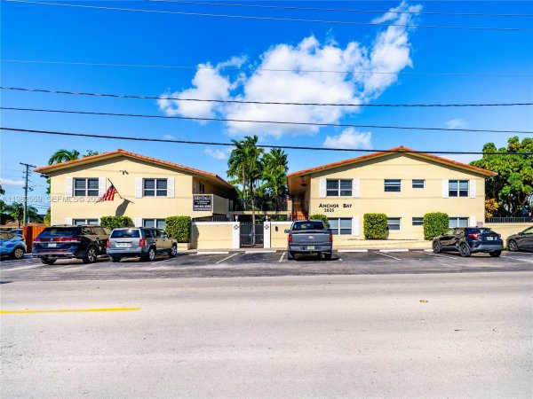 2025 Miami Rd #19 Fort Lauderdale, FL 33316