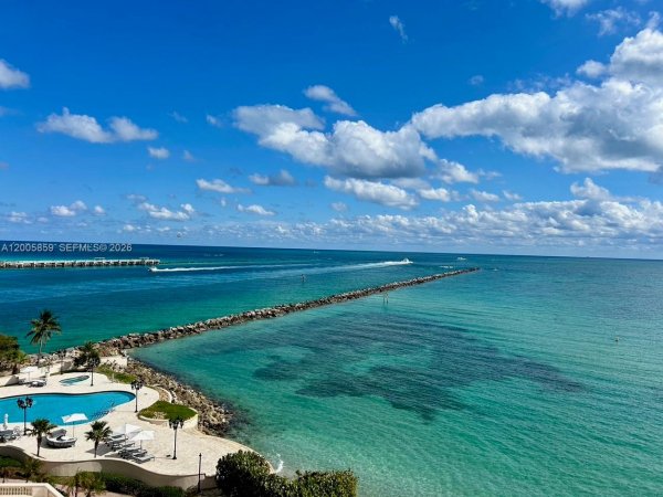 7282 Fisher Is Dr #7282 Fisher Island, FL 33109