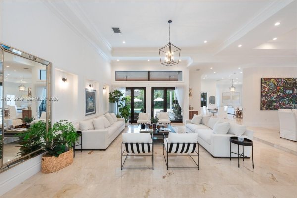 12311 SW 94th Ave Miami, FL 33176
