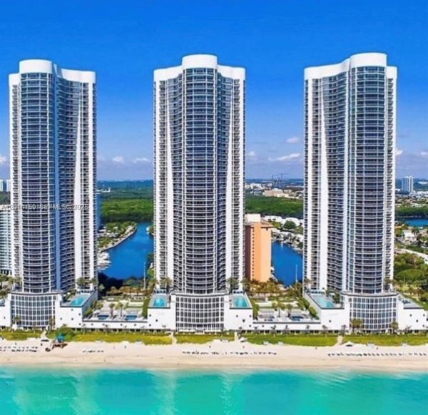 15901 Collins Ave #4107 Sunny Isles Beach, FL 33160