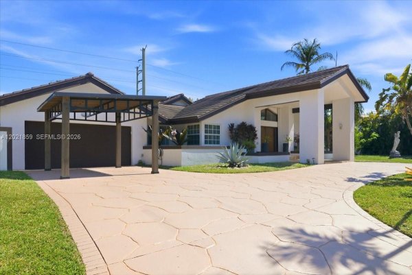 9665 SW 136th St Miami, FL 33176