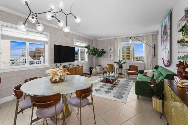 10 Aragon Ave #1106 Coral Gables, FL 33134