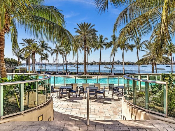 1500 Bay Rd #516S Miami Beach, FL 33139
