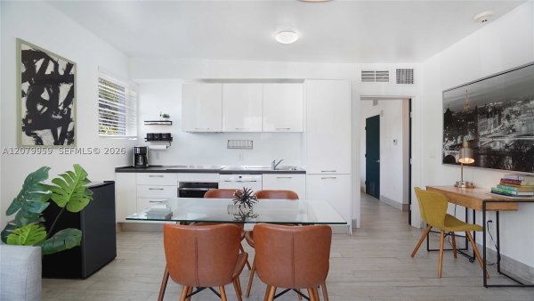 1321 15th Miami Beach, FL 33139