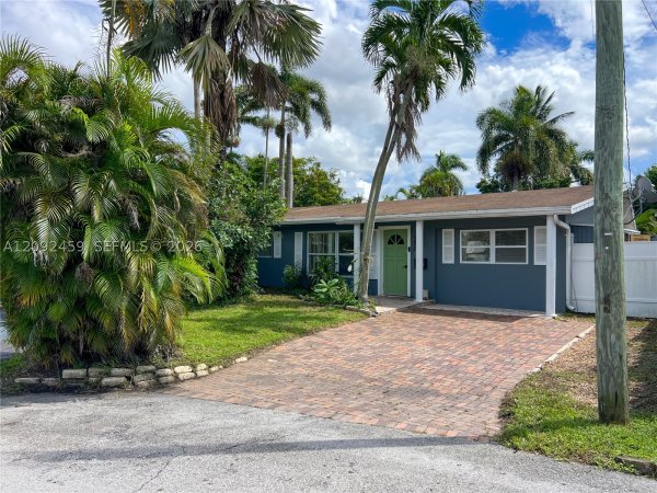 1830 NW 32nd Ct Oakland Park, FL 33309