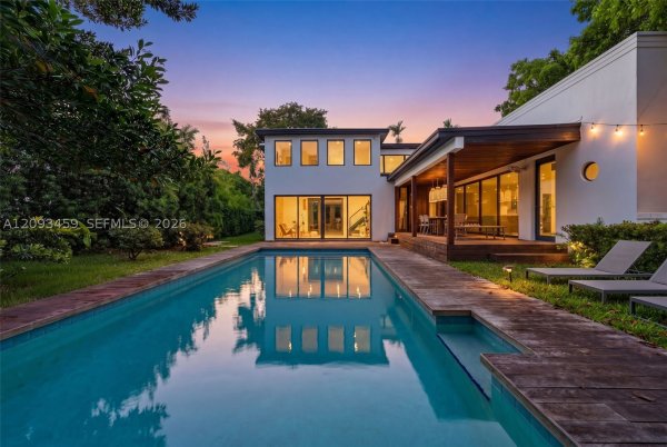4353 Alton Rd Miami Beach, FL 33140