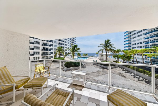 3500 Galt Ocean #207 Fort Lauderdale, FL 33308