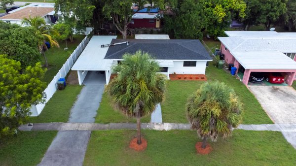 810 Wyoming Ave Fort Lauderdale, FL 33312
