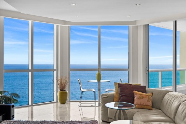 101 S Fort Lauderdale Bch Blvd #1702 Fort Lauderdale, FL 33316