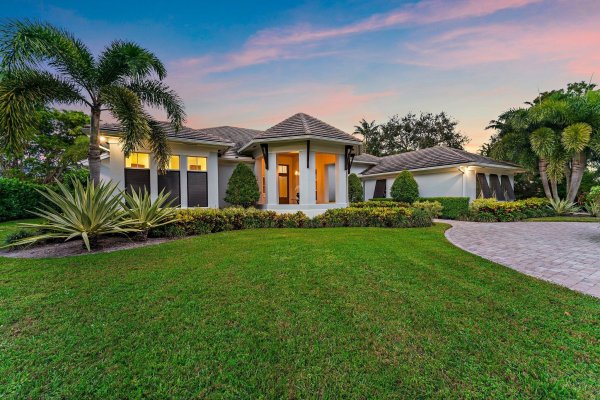 5255 Counter Play Palm Beach Gardens, FL 33418