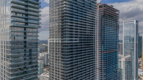 700 NE 24th St #4407 Miami, FL 33137