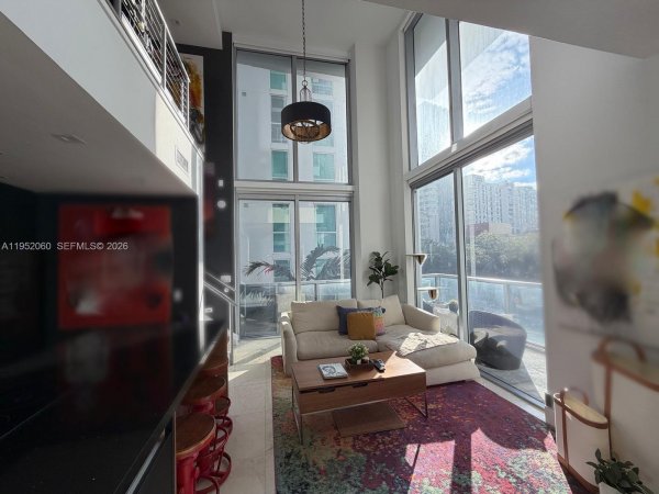 1050 Brickell Ave #222 Miami, FL 33131