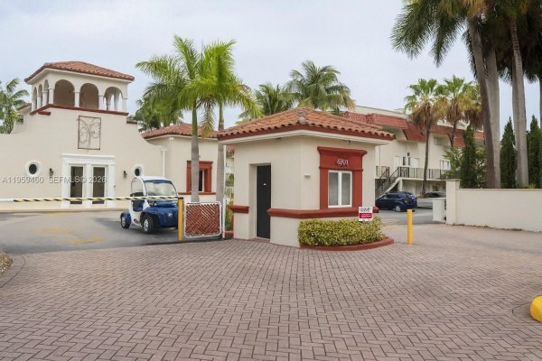 6707 N Kendall Dr #115 Pinecrest, FL 33156