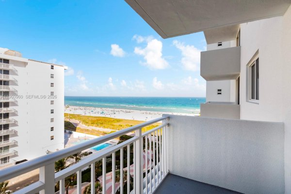 345 Ocean Dr #819 Miami Beach, FL 33139