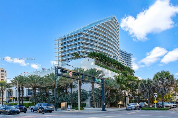 3101 Bayshore Dr #1804 Fort Lauderdale, FL 33304