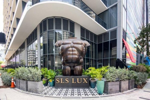 801 S Miami Ave #1703 Miami, FL 33130