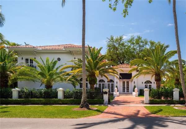 1224 Almeria Ave Coral Gables, FL 33134