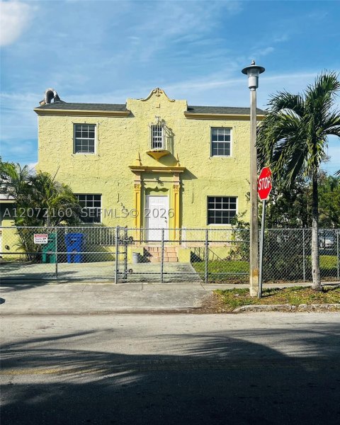 1801 SW 10th St Miami, FL 33135