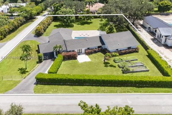 11601 SW 88th Ave Miami, FL 33176