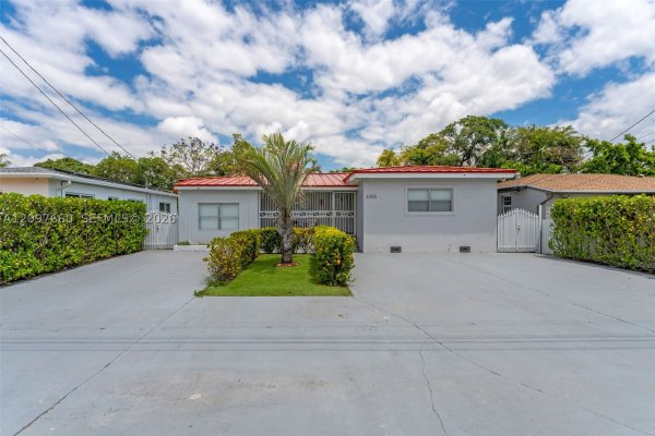 6355 SW 30th St Miami, FL 33155
