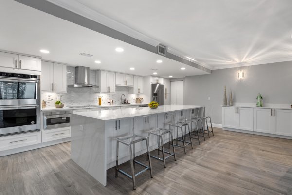 777 NE Bayshore #705 Fort Lauderdale, FL 33304