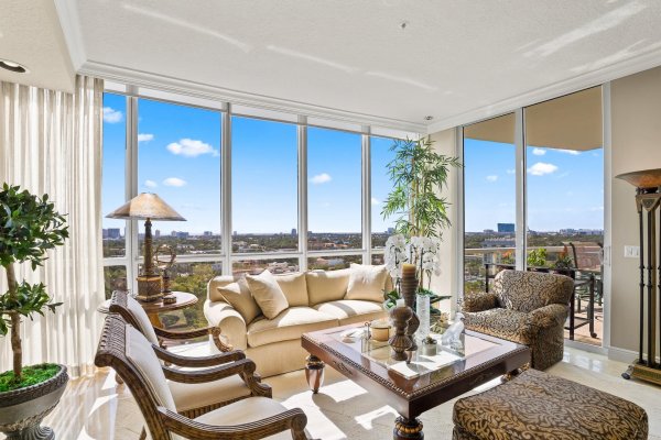 111 SE 8th Ave #1501 Fort Lauderdale, FL 33301