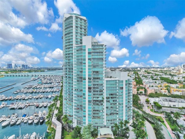 1000 S Pointe Dr #1706 Miami Beach, FL 33139