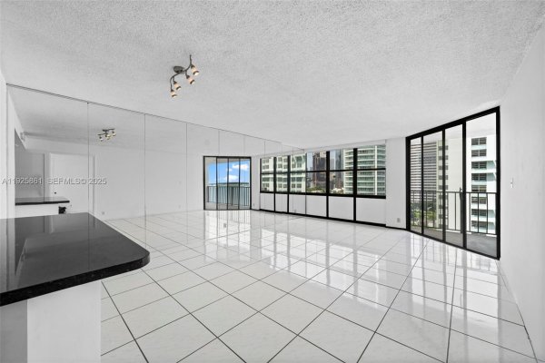 1865 Brickell Ave #A1102 Miami, FL 33129