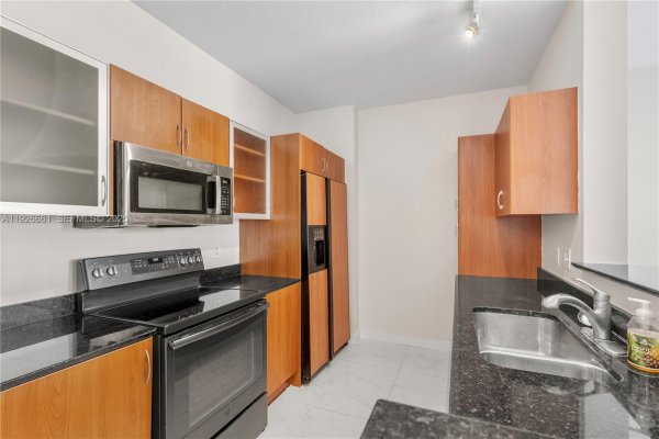 806 E Windward Way #515 Lantana, FL 33462