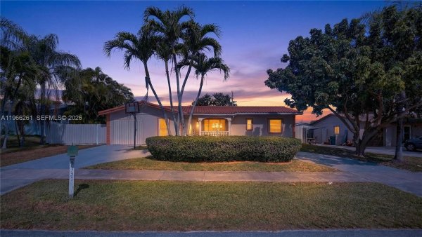 9131 SW 178th Ter Palmetto Bay, FL 33157