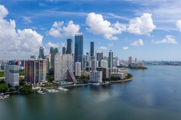 1581 Brickell Ave #506 Miami, FL 33129
