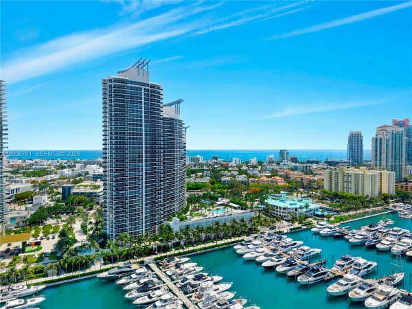 400 Alton Rd #TH-1A Miami Beach, FL 33139