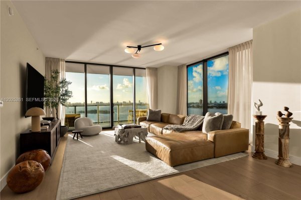 788 NE 23rd St #1501 Miami, FL 33137