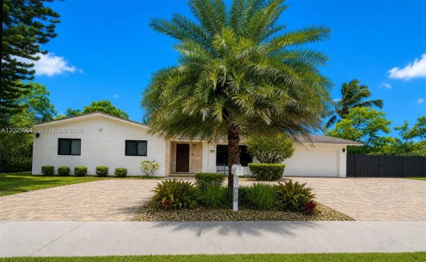 10240 SW 112th St Miami, FL 33176